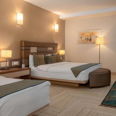 Titanic Hotel & Spa Sulaymaniyah ภายนอก รูปภาพ A room at the hotel