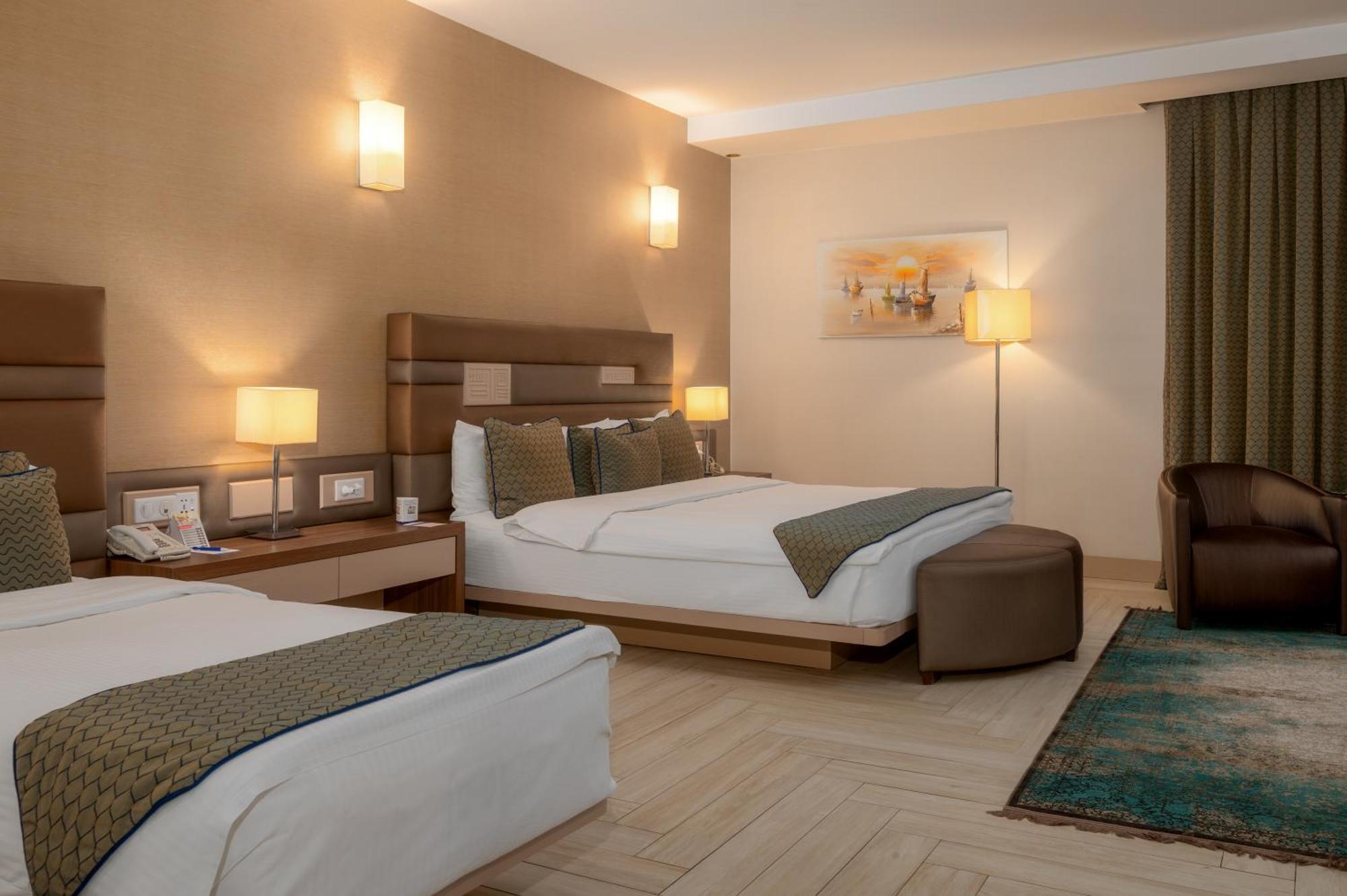 Titanic Hotel & Spa Sulaymaniyah ภายนอก รูปภาพ A room at the hotel