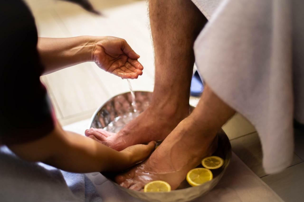 Titanic Hotel & Spa Sulaymaniyah ภายนอก รูปภาพ Foot bath